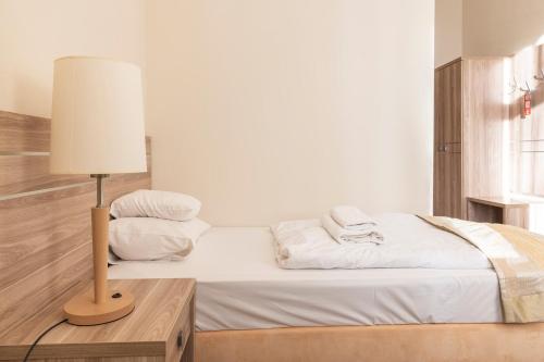 Single Room in Main Building image 4