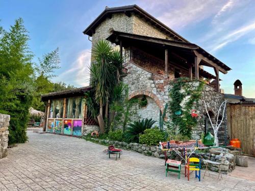 Villa de Luccheri in Frasso Telesino
