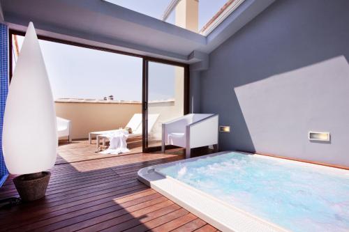 Caudiel Hotels