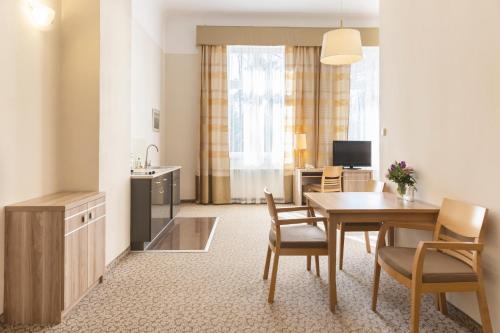 บริการและสิ่งอำนวยความสะดวก, Hotel Cesarskie Ogrody in กลางเมืองสวินูจเซีย