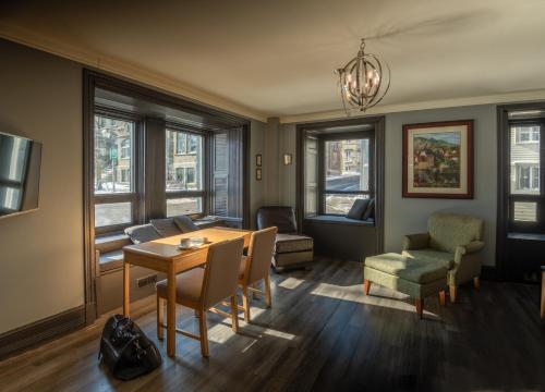 酒店外观, 古韦纳尔花园酒店 (Hotel Jardin du Gouverneur) in 魁北克市(QC)