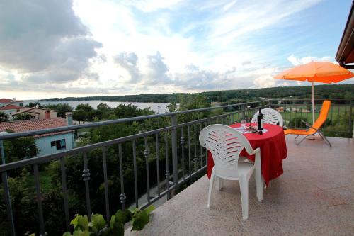 陽台/露台, Apartments Coki in 馮塔納