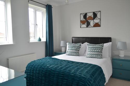Beautiful Home in Derby Long/Med/Short Stay