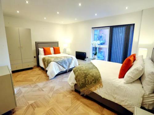 Pass the Keys Central 3 Bed Flat 8 Min Walk To City Centre Pass the Keys Central 3 Bed Flat 8 Min Walk To City Centre
