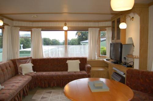 Little Oak Place Caravan A26 at The Woodlands