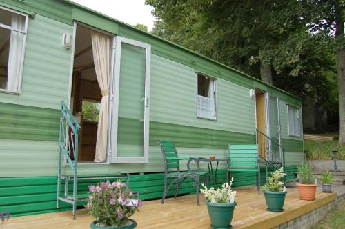 Little Oak Place Caravan A26 at The Woodlands