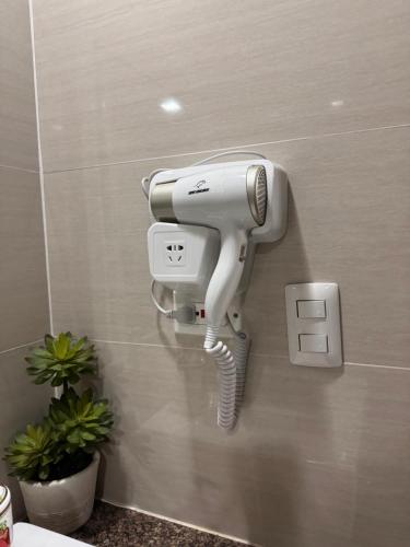 Cozyvilla at 81 Newport Blvd NEWLY RENOVATED walk to NAIA T3 Marriott & Resorts World Casino & Newport Mall for 5 Pax FREE PARKING!!!!, Manila (fotografie 7)
