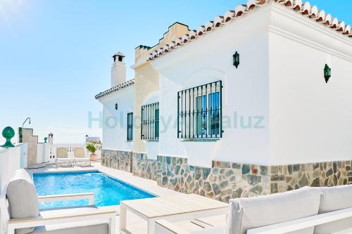 Villa with Private Pool and Airco