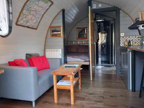 Riverside Pod, West Highland Way Holidays - Apartment - Kinlochleven