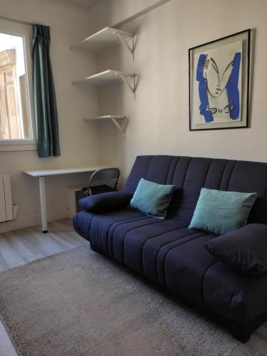 Low-Budget Apartment near Champs-Elysees - Location saisonnière - Paris