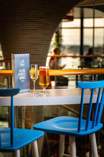 Ételek és italok, RNLI College in Poole