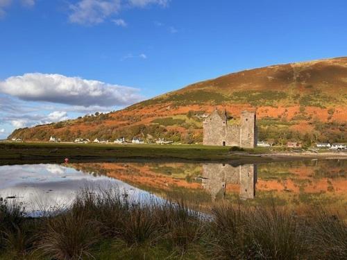 Lochranza Country Inn