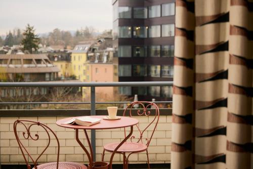 Rooftop Studio with Terrace