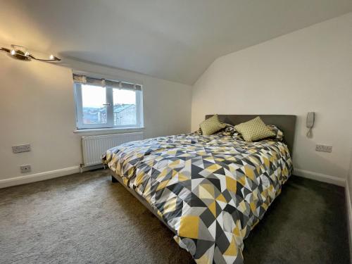 2 Bed Apartment - Sleeps 4 - Wifi