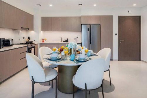 Burj Khalifa Views Stylish 2BR Near Dubai Mall and Metro, Dubai (photo 4)