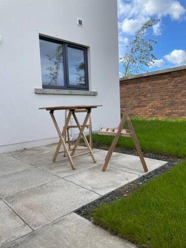 Seadmed, Modern 2 Bedroom House, Edinburgh. in Millerhill