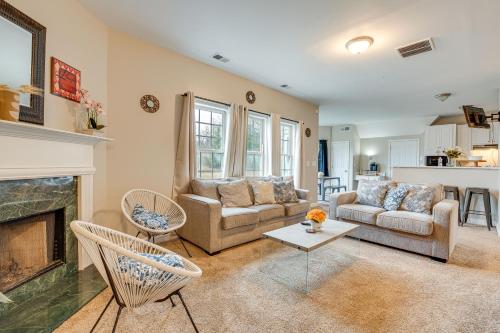 Pet-Friendly Atlanta Home 9 Mi to Downtown! in Atlanta, USA