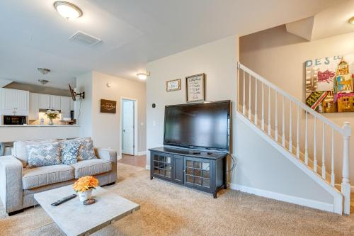Pet-Friendly Atlanta Home 9 Mi to Downtown! in Atlanta, USA