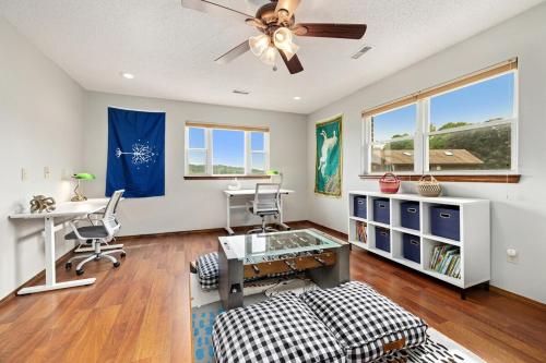 Hillside Hideaway - Lake Access - Hot Tub Hillside Hideaway - Lake Access - Hot Tub