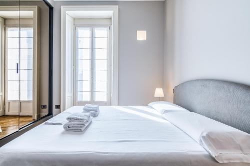 Brand New Milano - Fiera City Via Sardegna, Milan