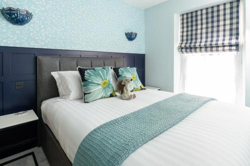 Apartments at Number 16 - The Jolly Coopers – Meysey Hampton