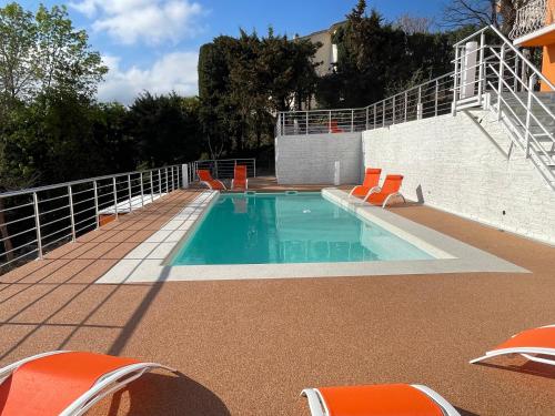 Brand New Luxury Villa 6BR 11pax AC Heated Pool - Location, gîte - Cagnes-sur-Mer