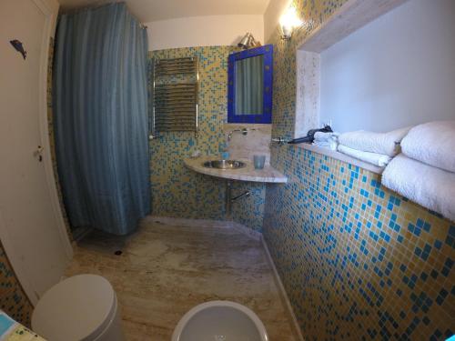 Superior Triple Room image 10