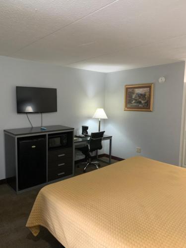 King Room - Mobility Access/Non-Smoking image 2