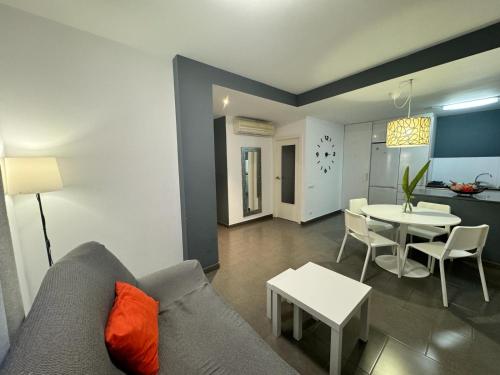 APARTAMENTO ROMELIA bajo A