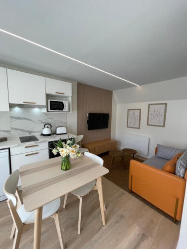 Létesítmények, Maison Meire Studios in Cognac