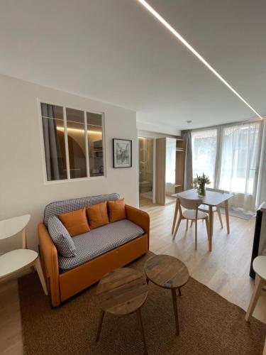 Létesítmények, Maison Meire Studios in Cognac