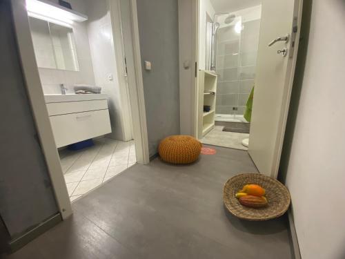 Studio 2 mit Gemeinschaftsräumen, Tiefgarage, Lipsk (zdjęcie 6)