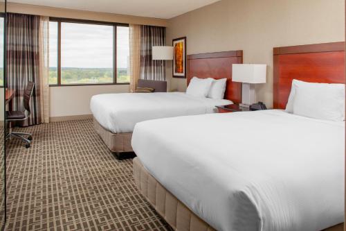 DoubleTree by Hilton Overland Park - Corporate Woods