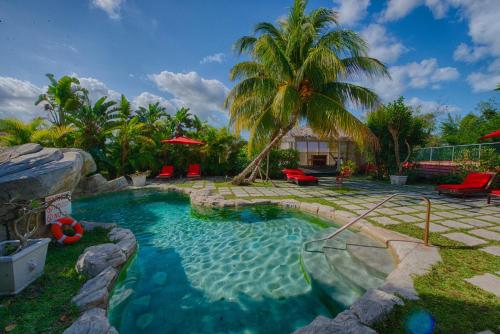 View, A Stone's Throw Away in Nassau