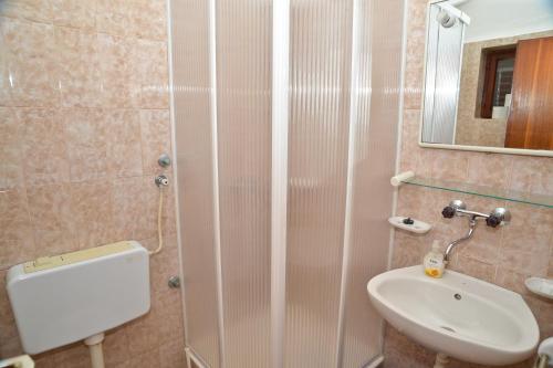 Apartments Lonić - image 2