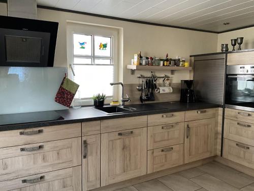 廚房, Urig, gemütliches Fachwerkhaus (Urig, gemutliches Fachwerkhaus) in 科巴赫