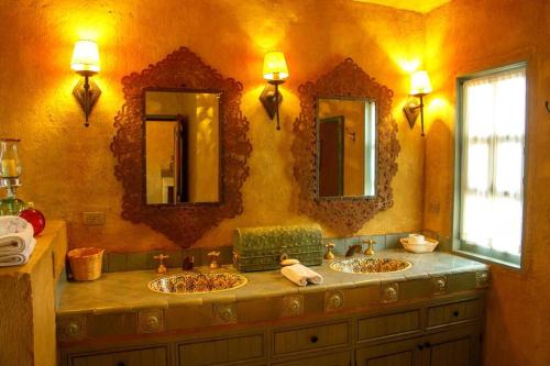 Casa 1 - Beautiful house at San Miguel with pool and views. in San Miguel de Allende, Mexico