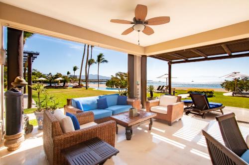 Hacienda de Playa, Luxury Beachfront Condo in Punta Mita, Mexico