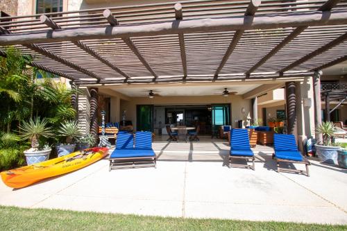 Hacienda de Playa, Luxury Beachfront Condo in Punta Mita, Mexico