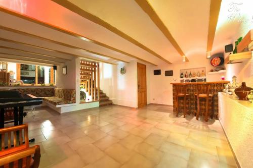 Waterfront villa with breathtaking views and pool in Colera