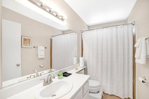 Spacious Modern Home Family or work WFH Friendly, Las Vegas (foto 11)