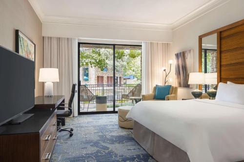 The Woodlands Resort - image 7