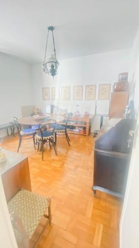 Casa Alto Padrão Luxuosa no Centro