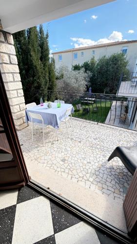 appartement L'OLIVIER in Arles City Center