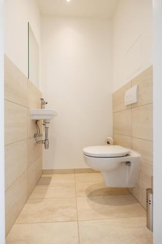 SYMPHONY Apartments 38 - Modern Loft with Terrace and Grill in Central Location, Vienna (photo 7)