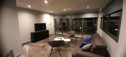 Facilities, PISO 10 in La Rioja