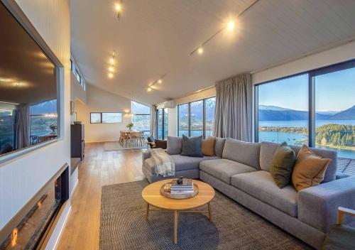 Fernlea - Luxury Holiday Home by MajorDomo - image 10