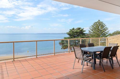 Apartment with Sea View image 10