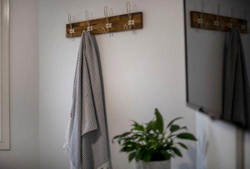 La Ronde One - Unit 1 - oceanstays - image 2