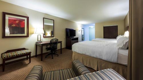 Holiday Inn Hotel and Suites-Kamloops, an IHG Hotel